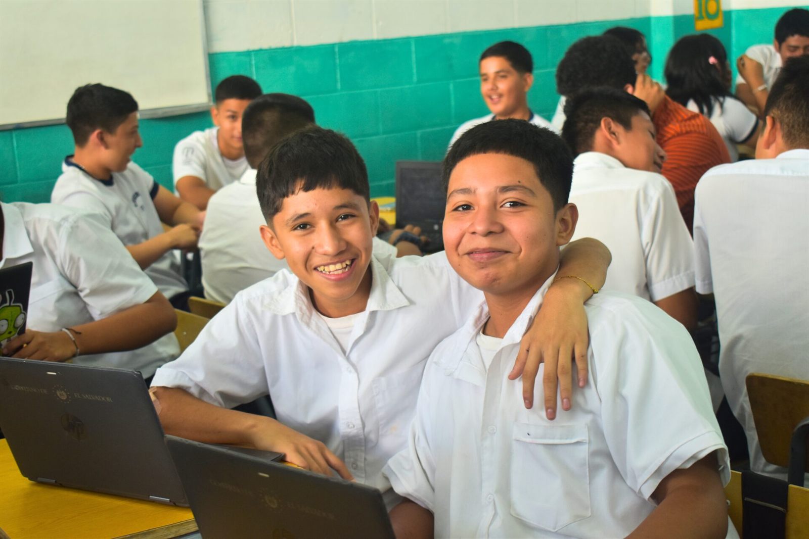 Taller educativo refuerza la protección de niños y niñas en las aulas